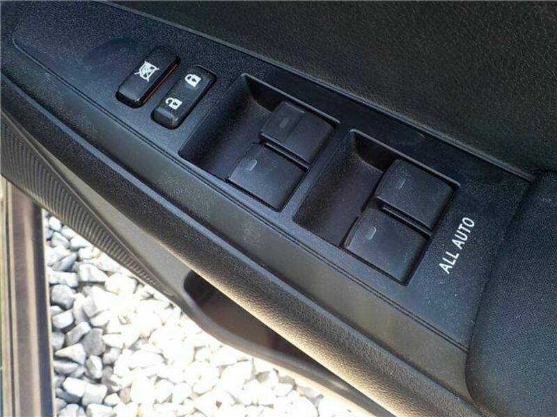 COROLLA FIELDER-36