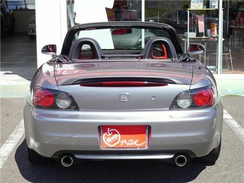 S2000