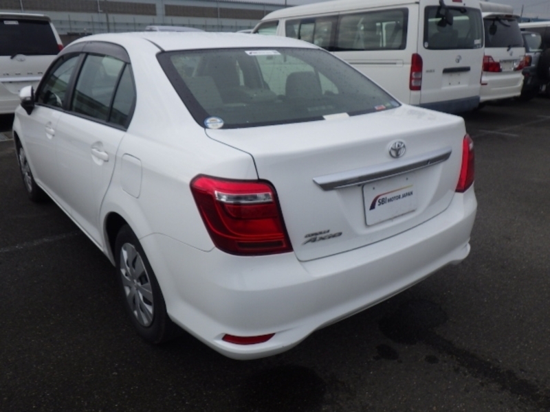 COROLLA AXIO