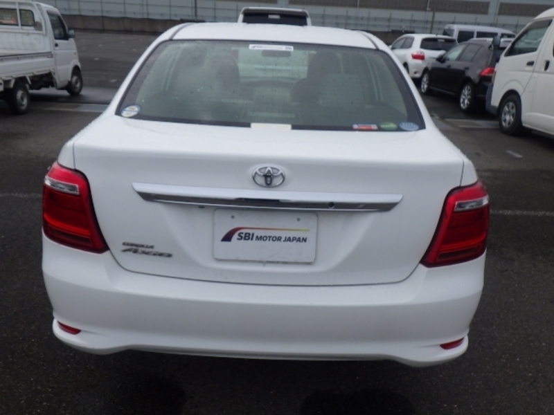 COROLLA AXIO
