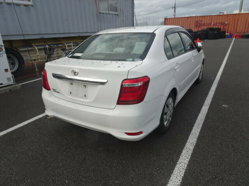COROLLA AXIO