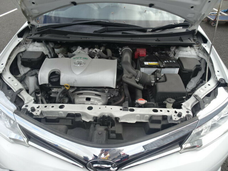 COROLLA AXIO