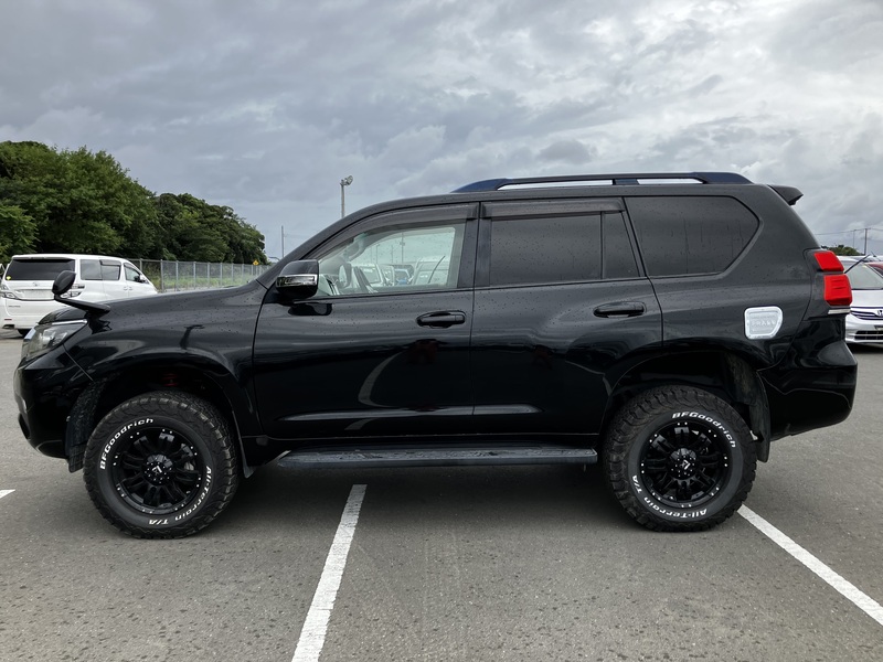 LAND CRUISER PRADO-15