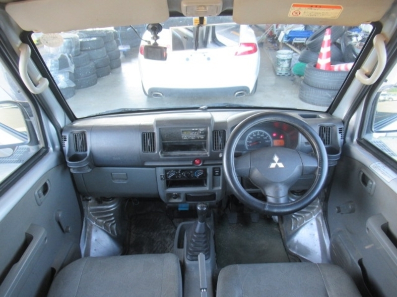 MINICAB VAN