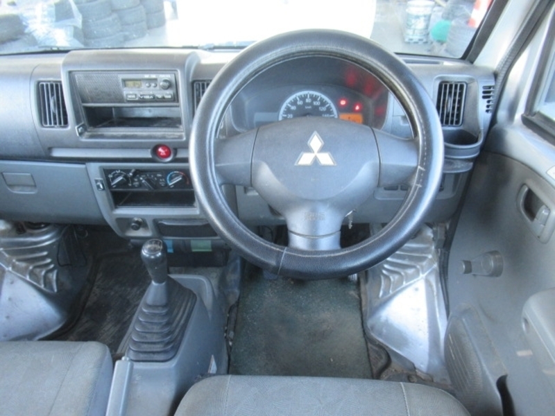 MINICAB VAN
