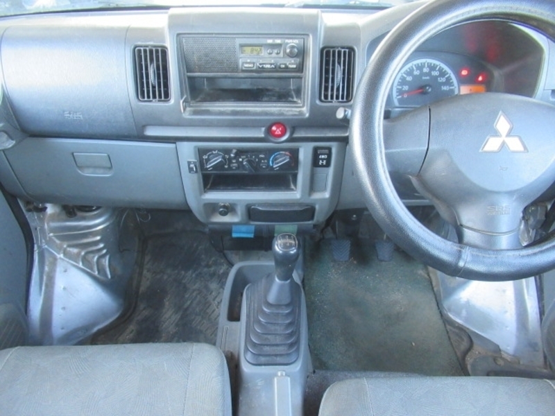 MINICAB VAN