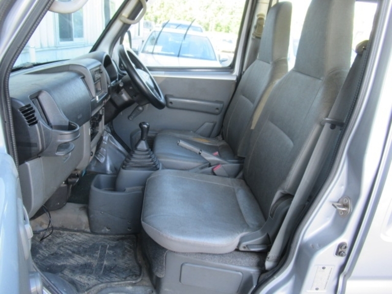 MINICAB VAN