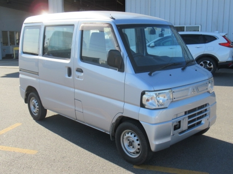 MINICAB VAN