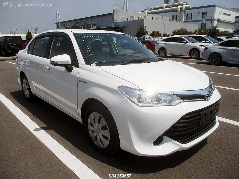 COROLLA AXIO