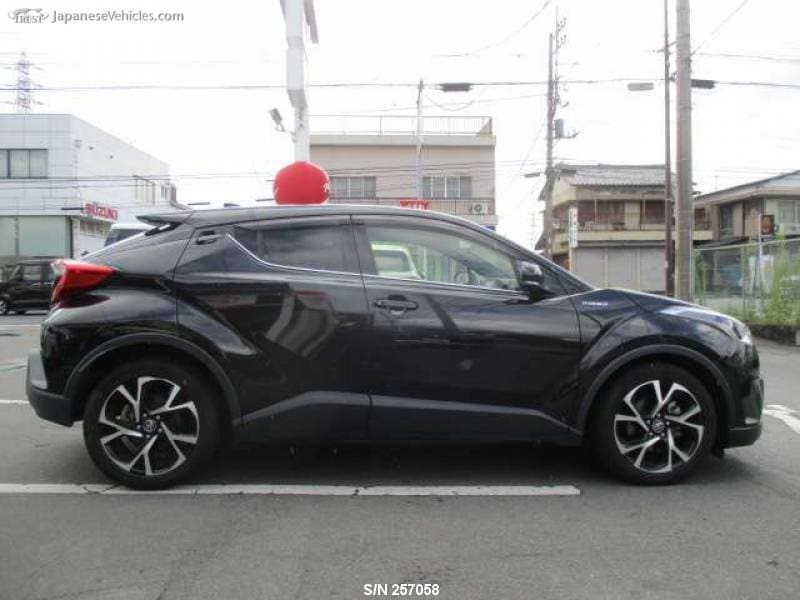 C-HR-4