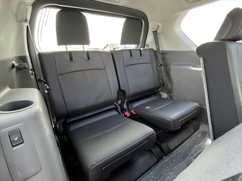 LAND CRUISER PRADO-10