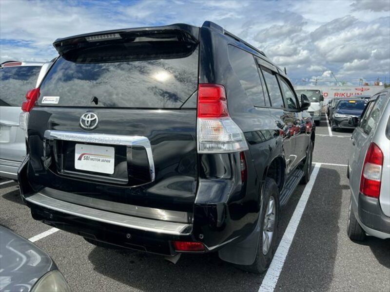 LAND CRUISER PRADO-39