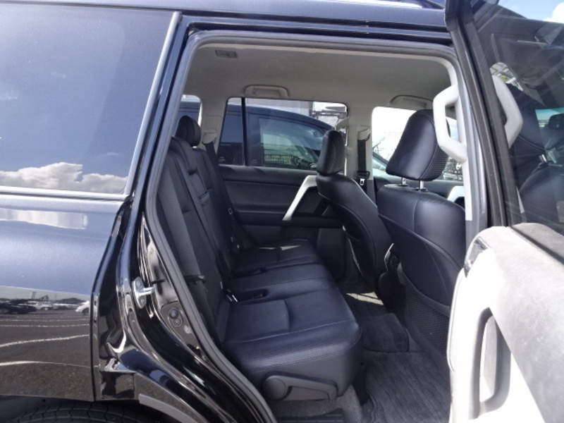 LAND CRUISER PRADO-49