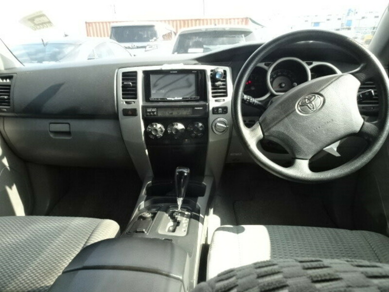 HILUX SURF