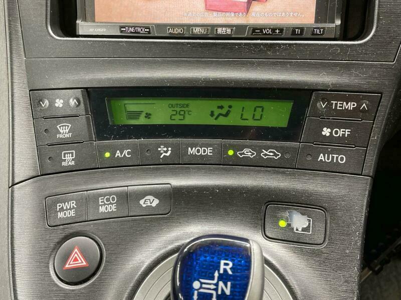 PRIUS-50
