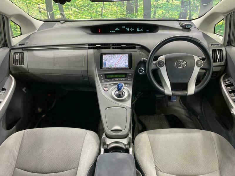 PRIUS-47