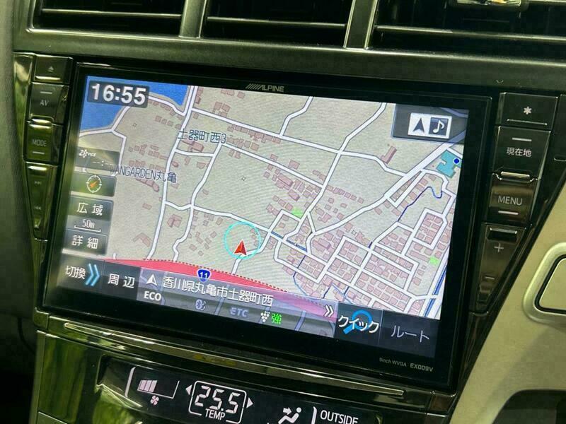 PRIUS ALPHA