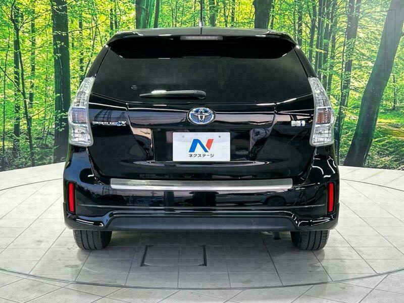 PRIUS ALPHA