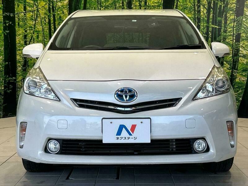 PRIUS ALPHA