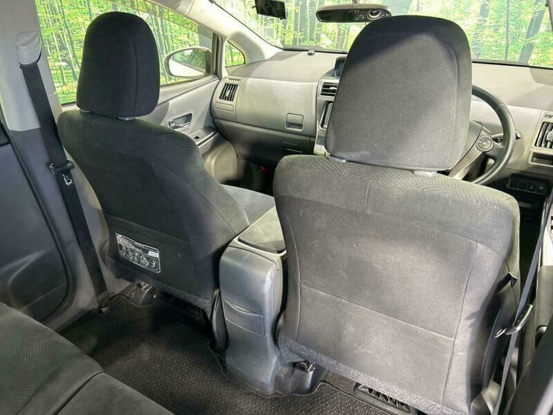 PRIUS ALPHA