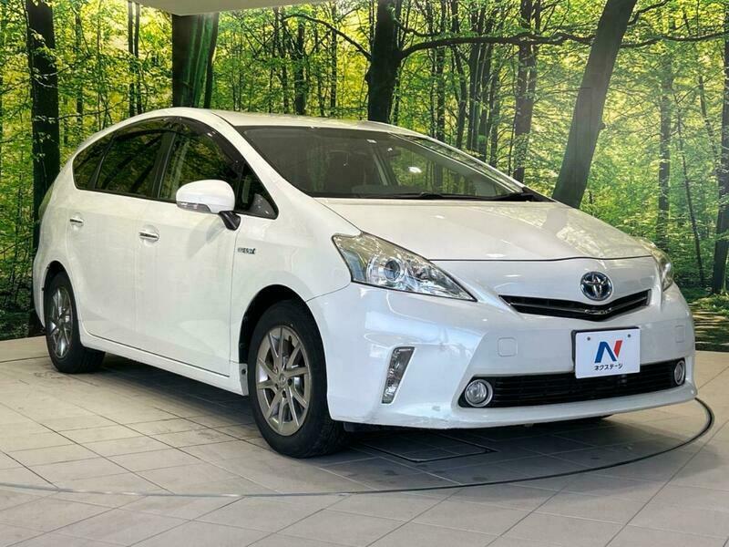 PRIUS ALPHA