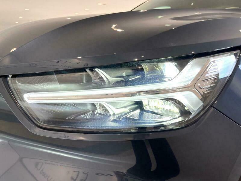 XC40