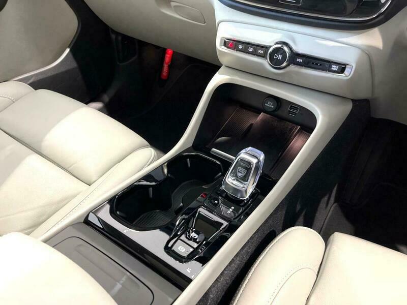 XC40