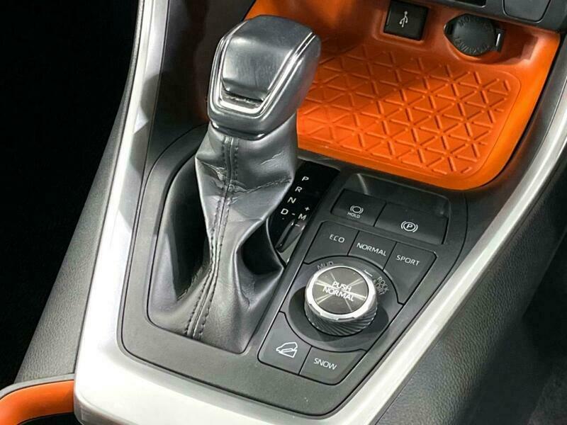 RAV4-38