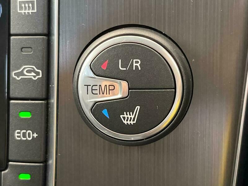 V40