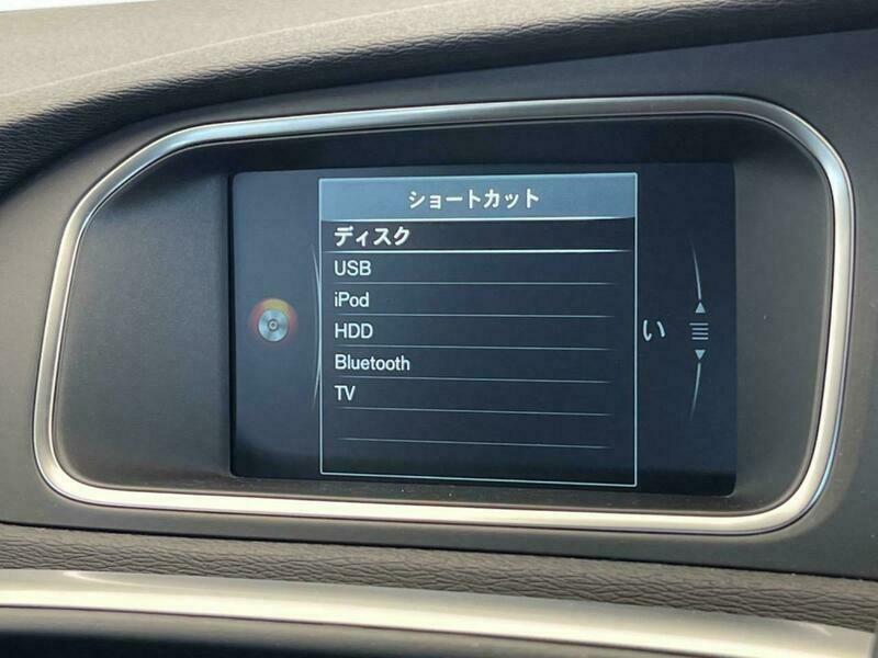 V40