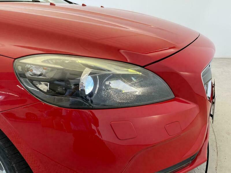 V40