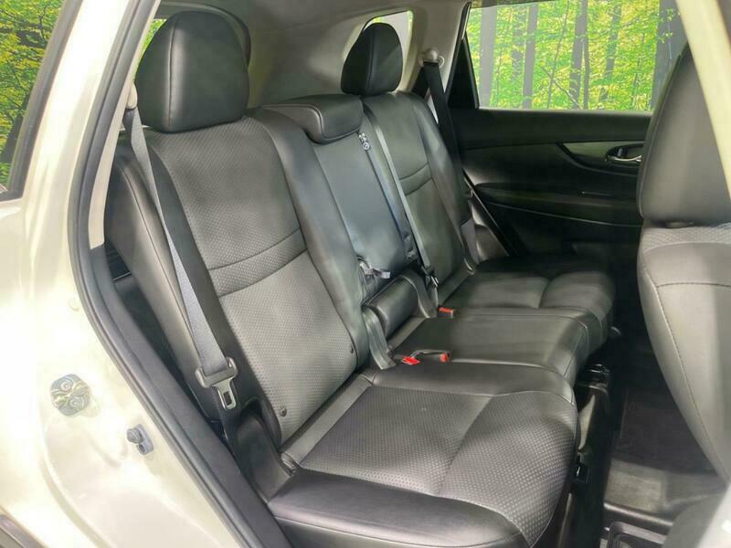 X-TRAIL-38