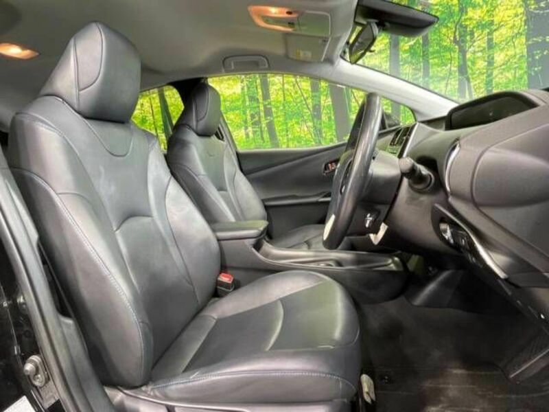 PRIUS-8