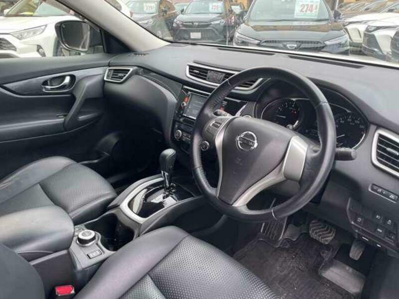 X-TRAIL-11