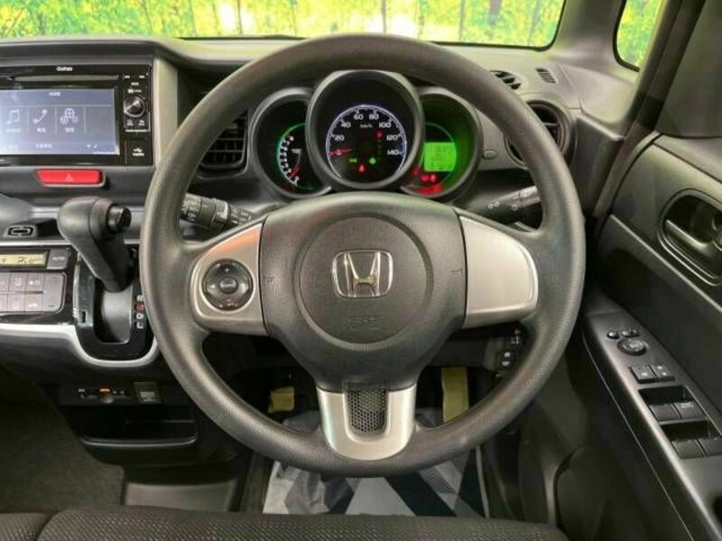 N BOX-11