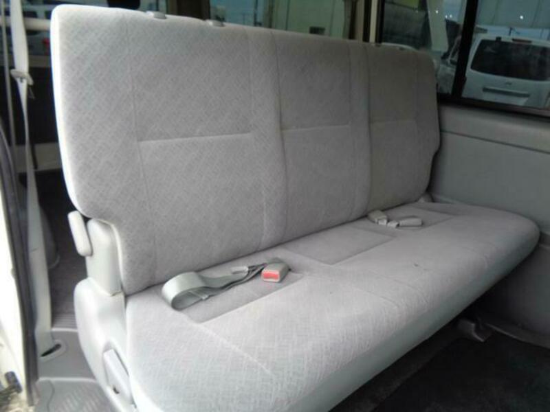 HIACE VAN-14