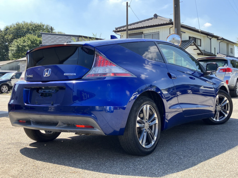 CR-Z-8