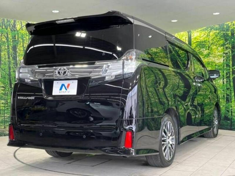 VELLFIRE-18