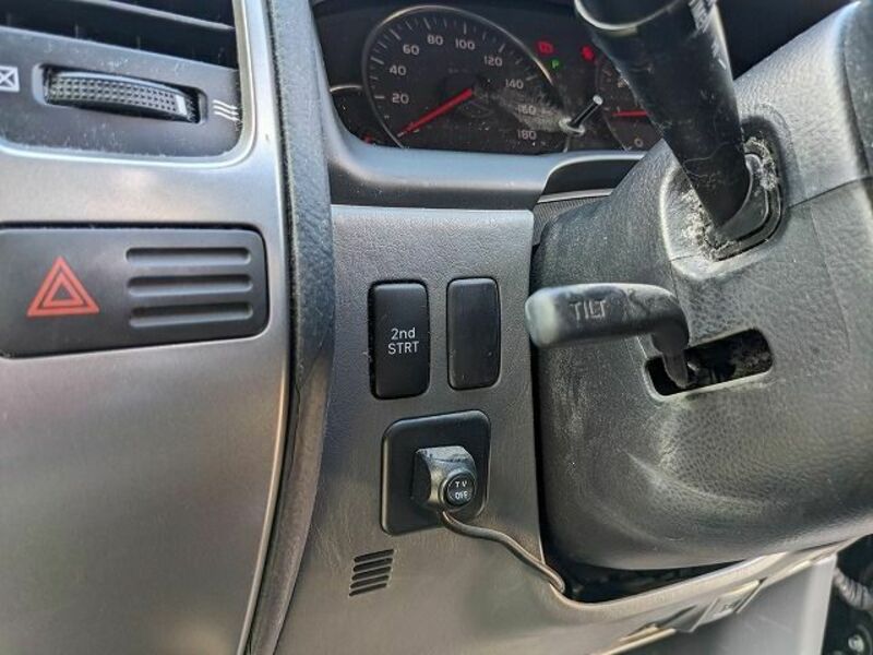 LAND CRUISER PRADO-16