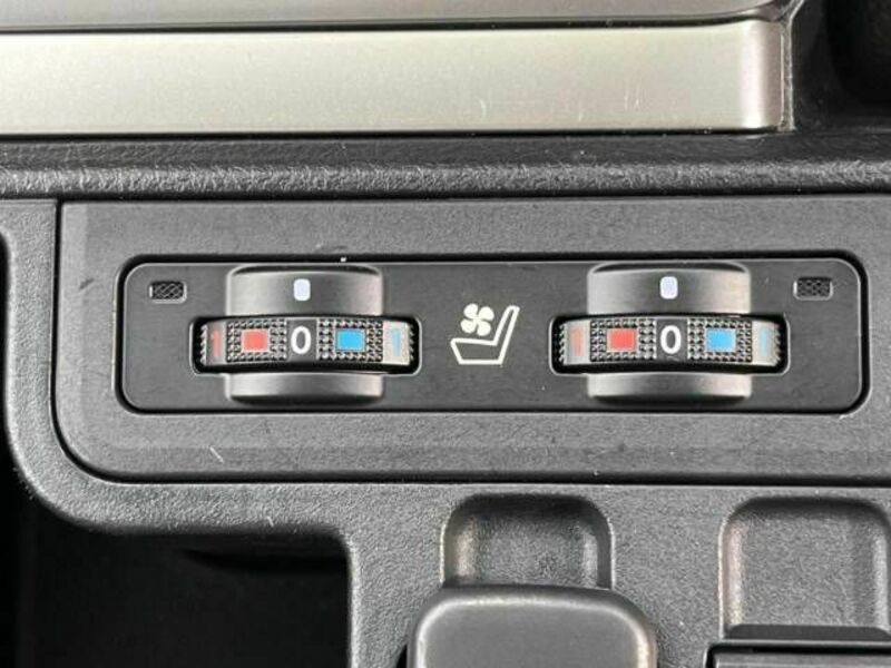 LAND CRUISER PRADO-5