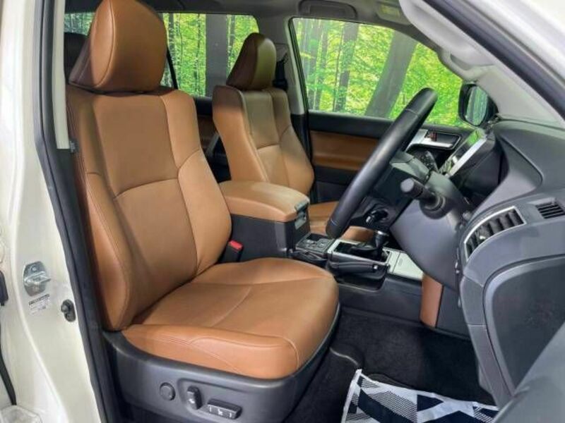LAND CRUISER PRADO-8