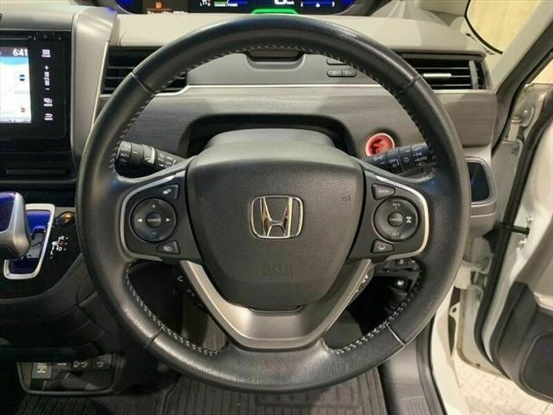 FREED HYBRID-26