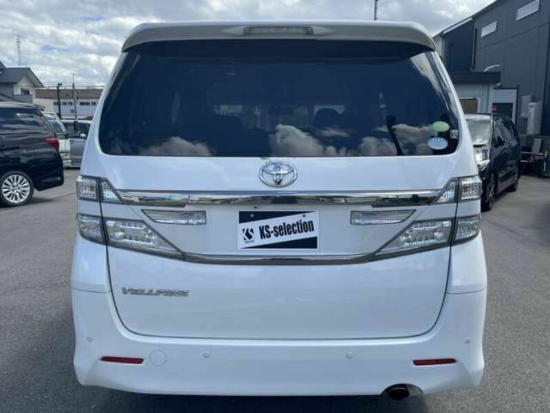 VELLFIRE-3