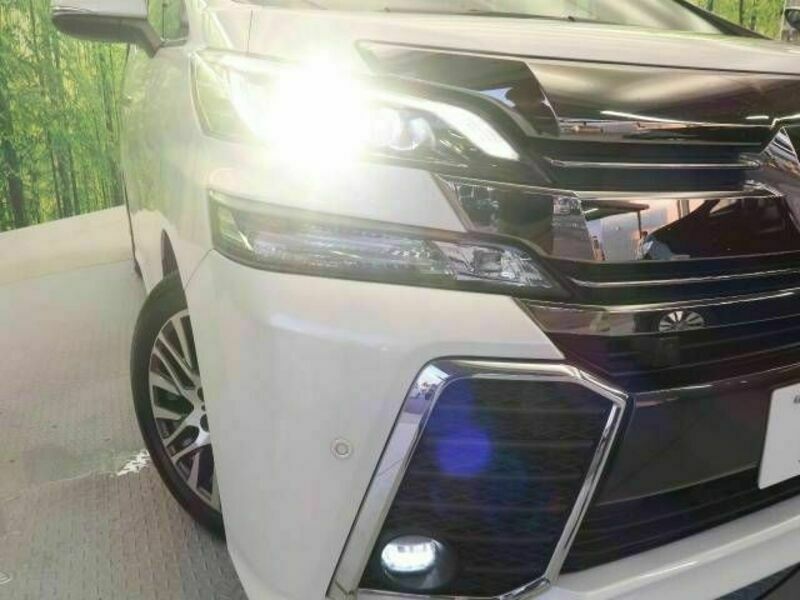 VELLFIRE-14