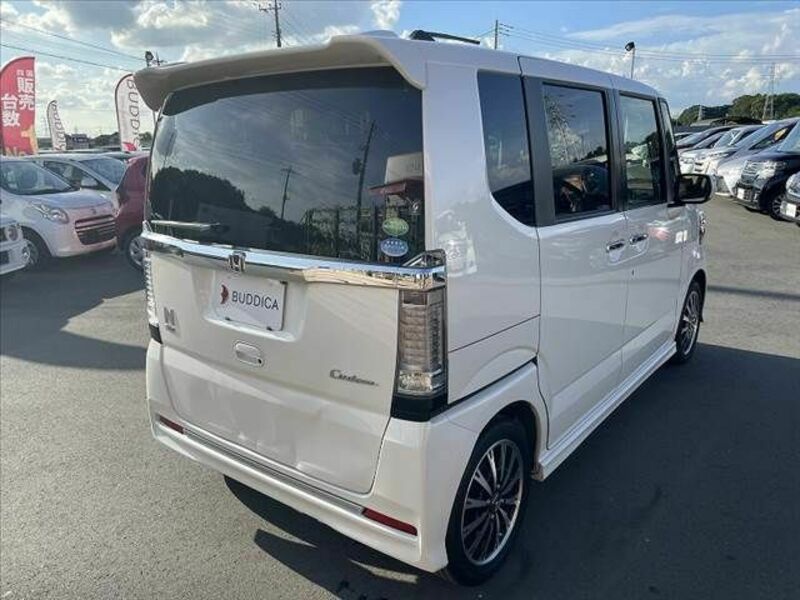 N BOX CUSTOM-21