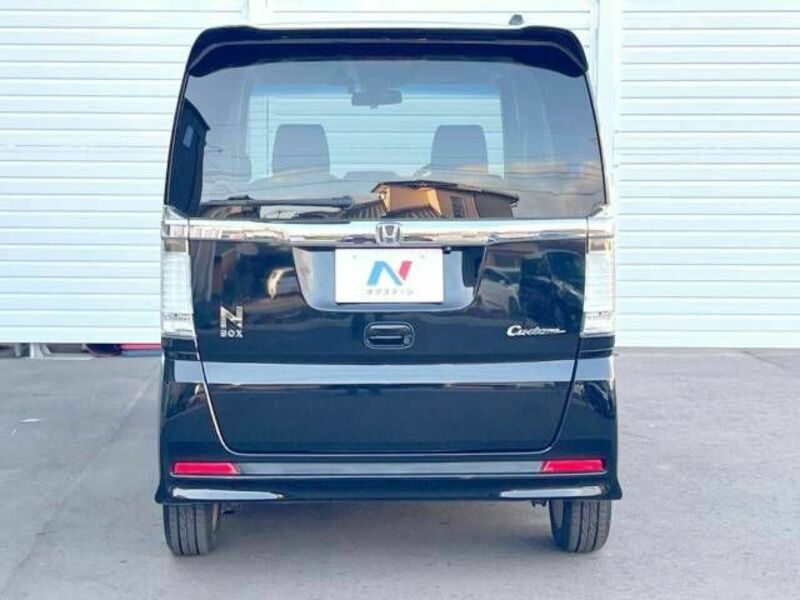 N BOX CUSTOM-15