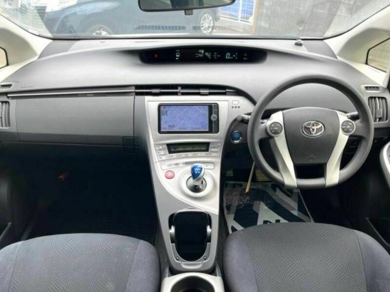 PRIUS-1
