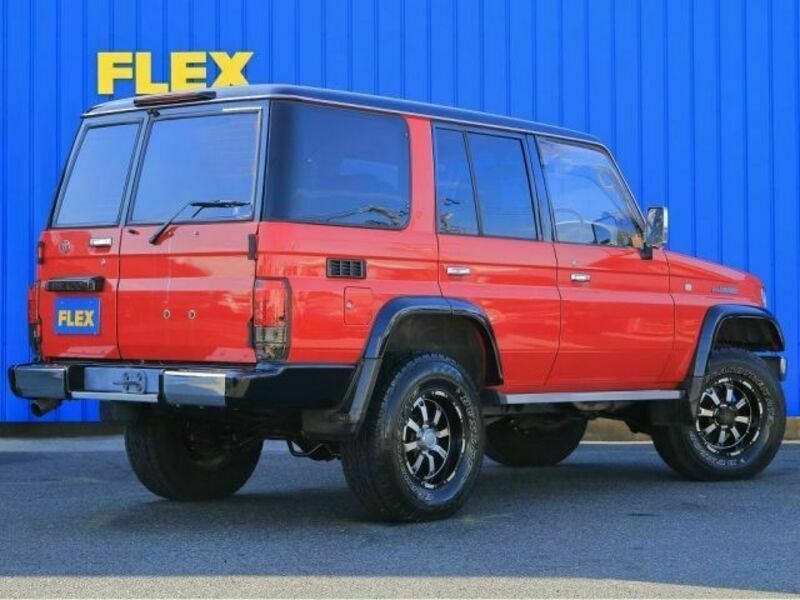 LAND CRUISER PRADO-3