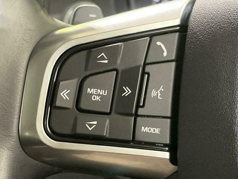 DISCOVERY SPORT-52