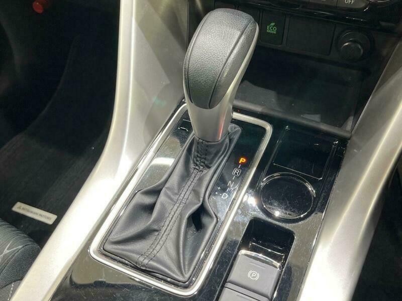 ECLIPSE CROSS